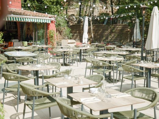 Privatiser un restaurant à Mougins, entre Cannes et la verdure