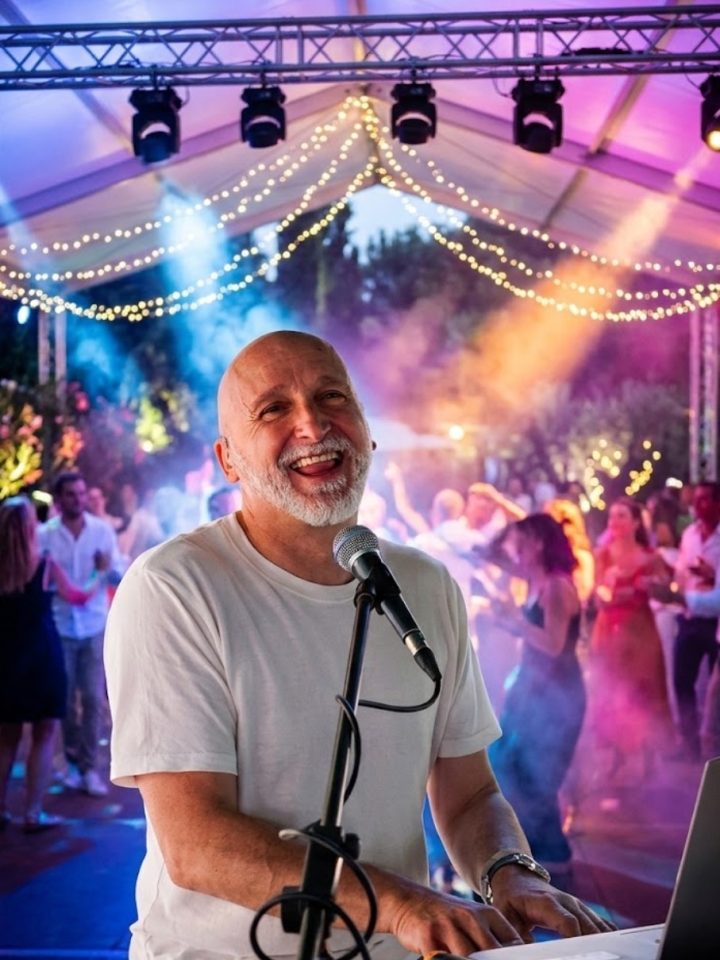 Piero, le chanteur italien de la Villa Paradis’O